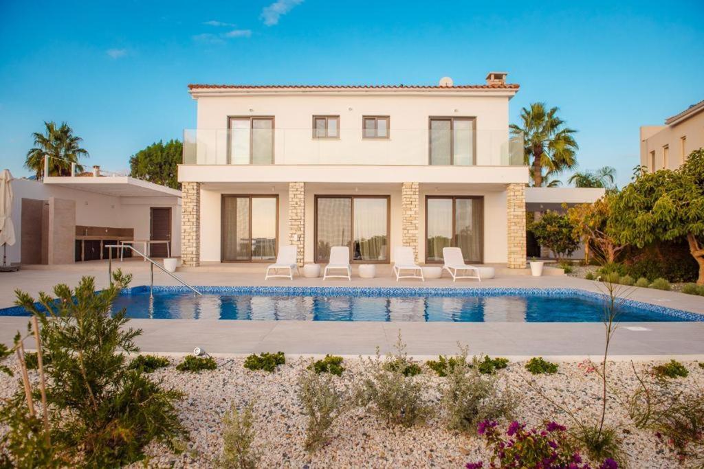 Villa No 1 - Cap St Georges Resort بييا المظهر الخارجي الصورة
